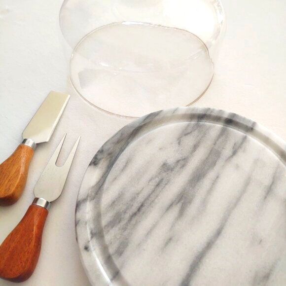 Authentic 🍽️MARBLE & Cloche•Dome Display~ - Picture 3 of 9